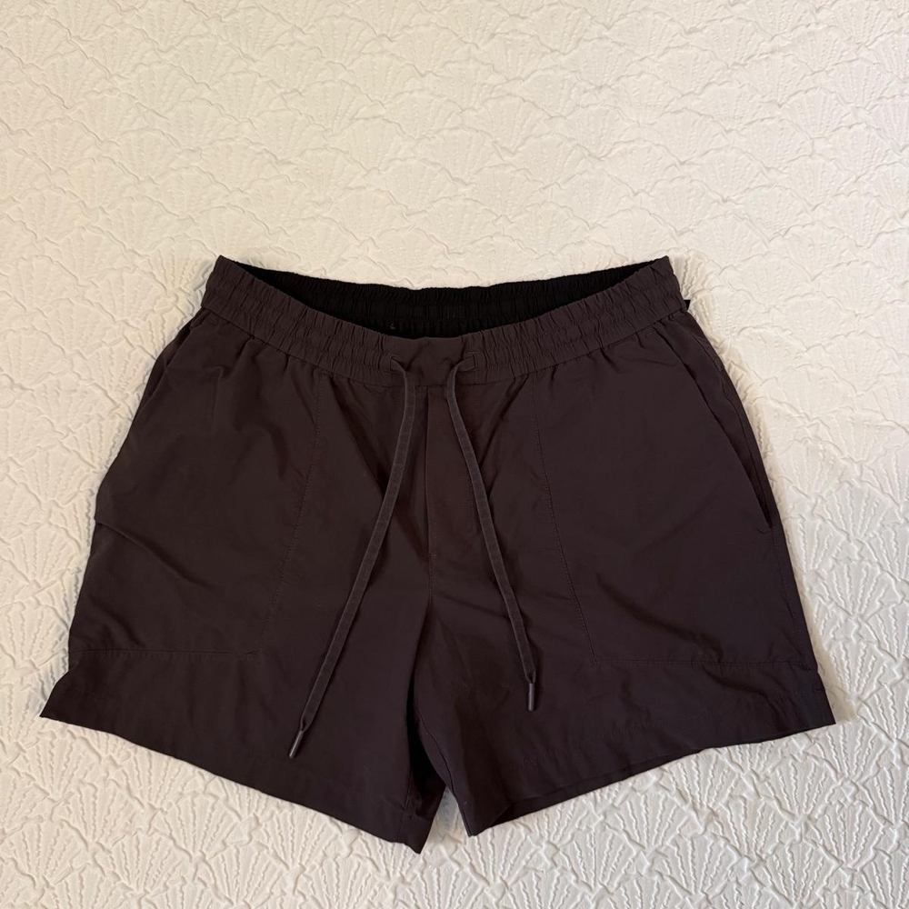 lululemon athletica Men's Black Athletic Drawstring Shorts
